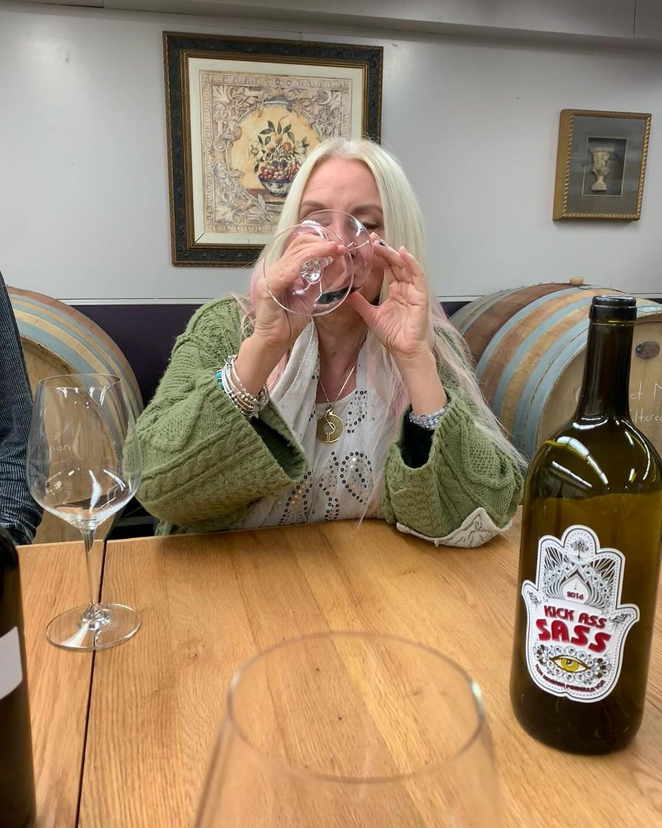 VinelandEstates's tweet photo. Get ready! A new Kick Ass Sass wine is coming this Spring 2024. 🥳

Brian Schmidt and Sass Jordan are working on making iconic wine once again, with the new blend already chosen and bottling on the way. 🍷

Who’s excited? 🙋‍♀️🥂

📸: Brian Schmidt https://t.co/9I74rL9JTb