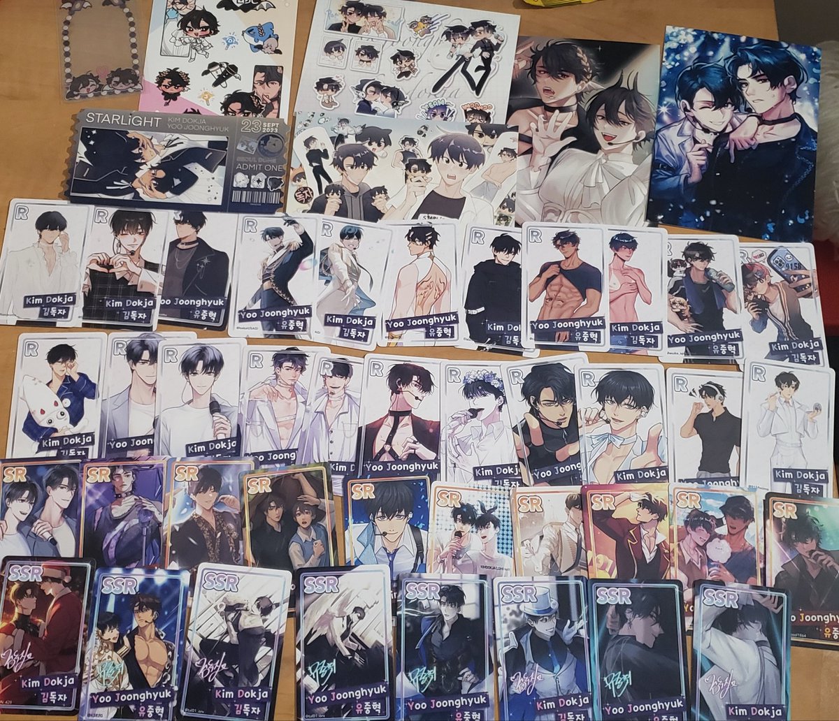 Elalalune's tweet photo. My contrib copy of @JD_IdolCards arrived :D They're all so lovely!!! 😳😳😳💖💖💘💘💕💕 https://t.co/6u28h8bvRg