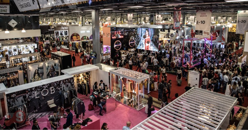 NotiGDL's tweet image. Arrancó #Intermoda en su edición número 80 celebrando sus 40 años de trayectoria, ubicada en las instalaciones de la Expo Guadalajara.

Se contará con 12 pabellones, 1150 marcas expositoras, 1527 stands comercializados, 15 países como expositores.