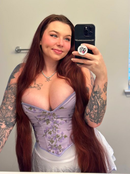 Me or GTA 6 https://t.co/q9Lluvn4P8