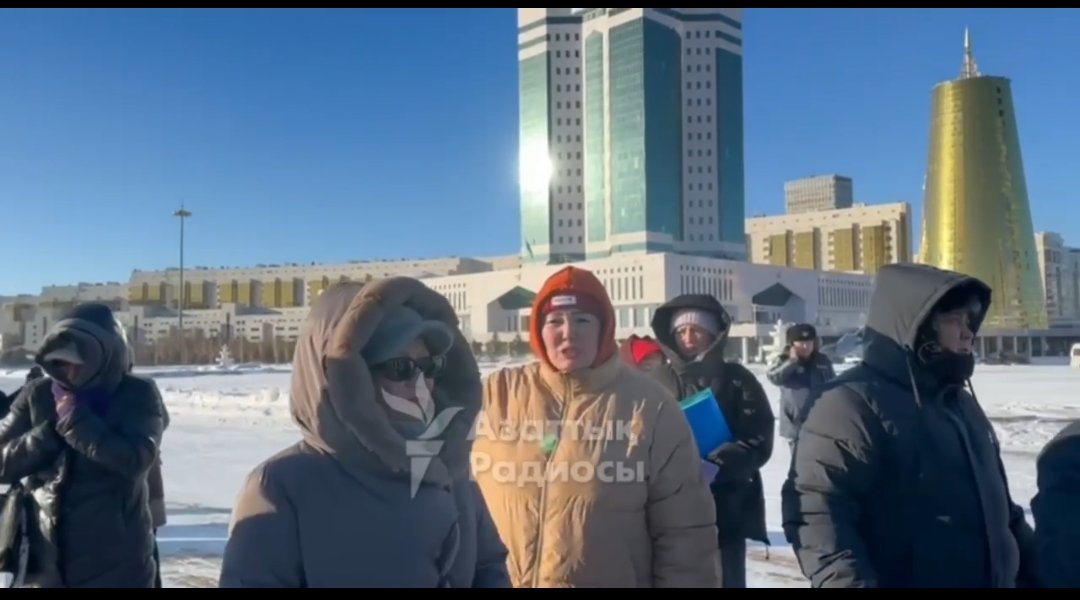 Ardak_Bekten's tweet photo. 3/4
All adults were fined 30 MCI (110,760 tenge/$245) in a politically motivated administrative case under Article 488 (“violation of the law on peaceful assemblies”).
Video: #Azattyk.
@stefanschennach
@socialdemokrat
@UN_OCT
#Magnitsky #NoToCooruption
#torture #RuleofLaw https://t.co/Roz1fzYAUi
