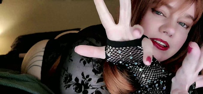 Clip Sold! #Tickled Pink in Bed https://t.co/JXbyjlAXXi https://t.co/0NzFvQ0hxq<a href="/tag/tickled"class="tags">#Tickled</a>