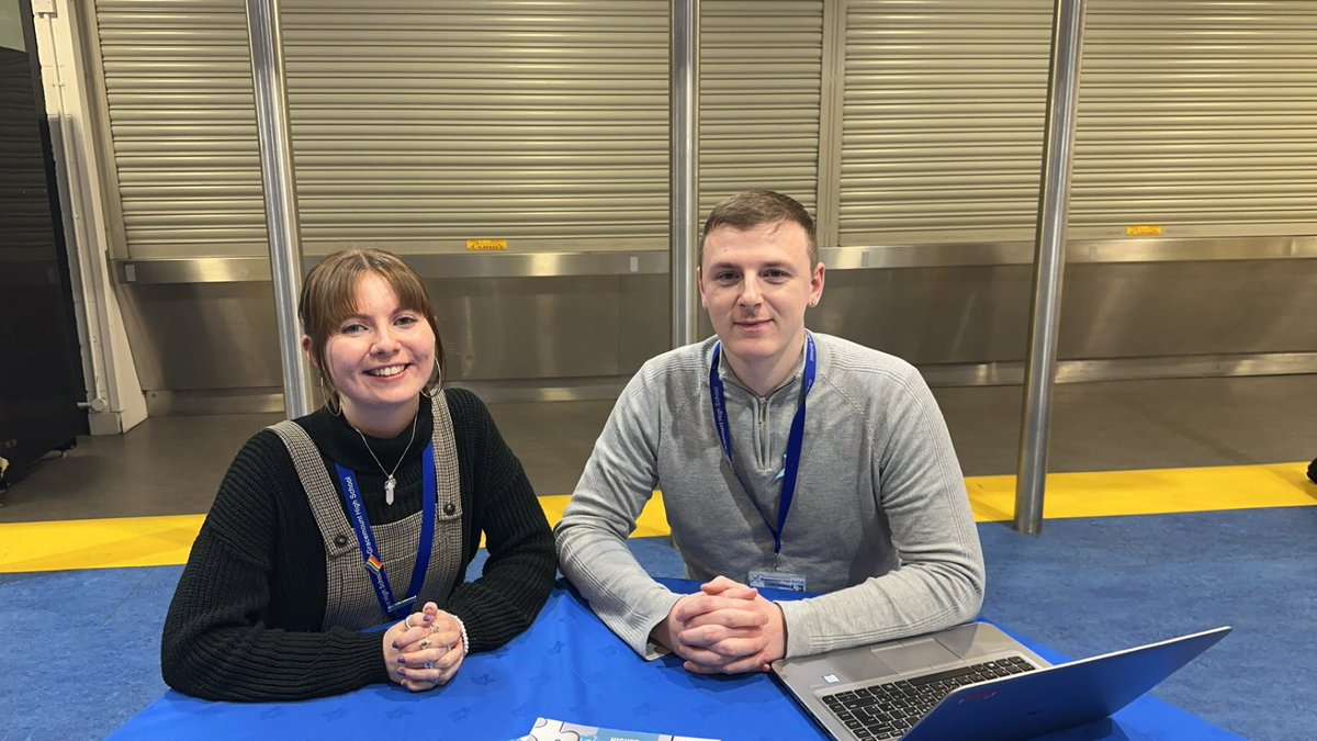 GracemountMS's tweet photo. We had the best time meeting our families from S2- S5 at our course choice evening tonight. If anyone has questions about any of the Modern Studies courses please get in touch with us 😁📚🌎📝 https://t.co/2n2O3k5coq