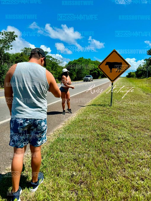 Vi essa placa de sinaliza&ccedil;&atilde;o e parei para tirar foto e lembrar para meu maridinho o motivo dele ser um