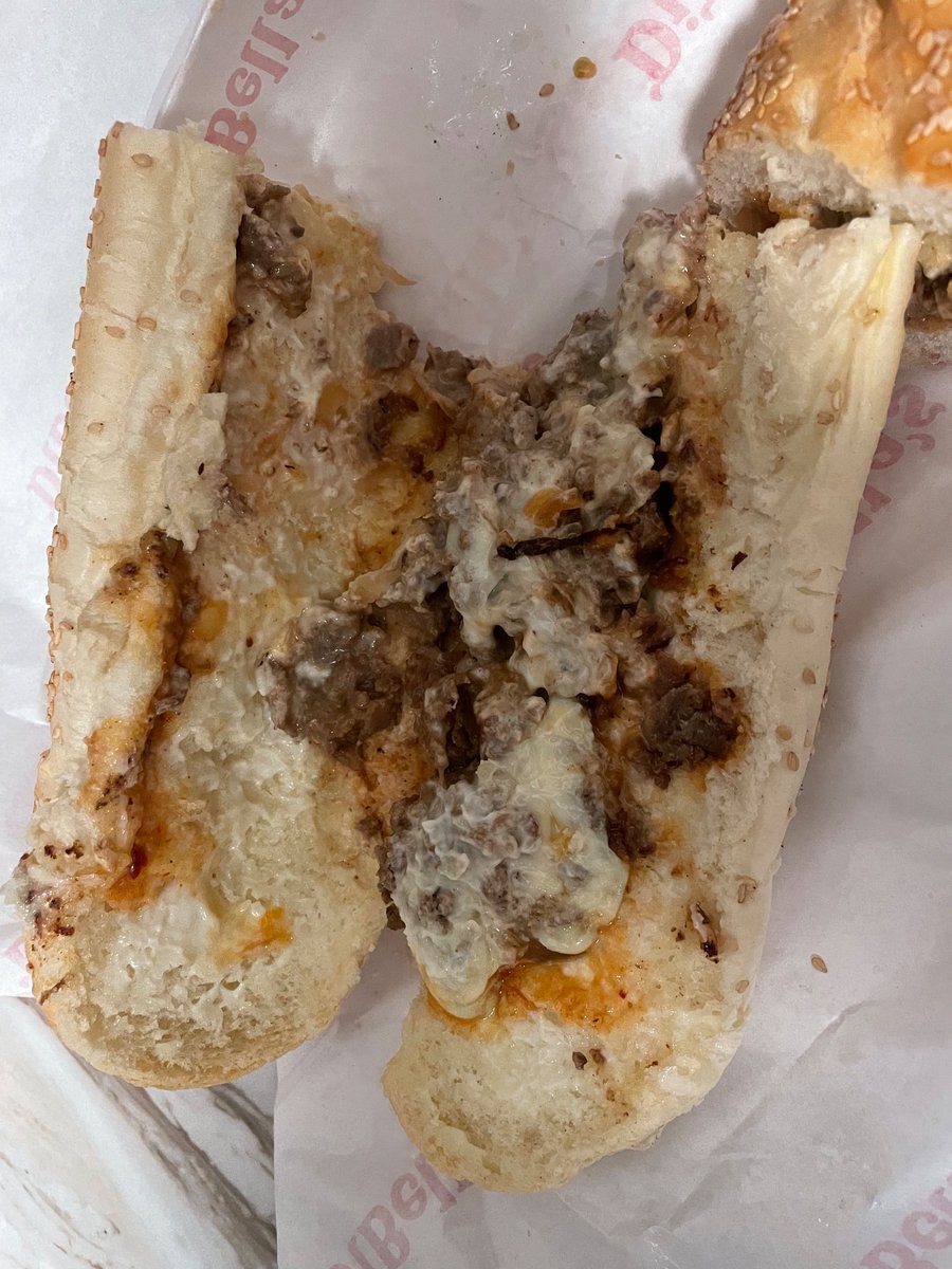 CharlieEblacker's tweet photo. @DiBellasSubs I miss when you guys actually portioned your subs fairly lol. Now you pay 20$ for a 14 inch sub and receive the same amount of meat as if it was a 6” sub https://t.co/SWz6M09Jvn