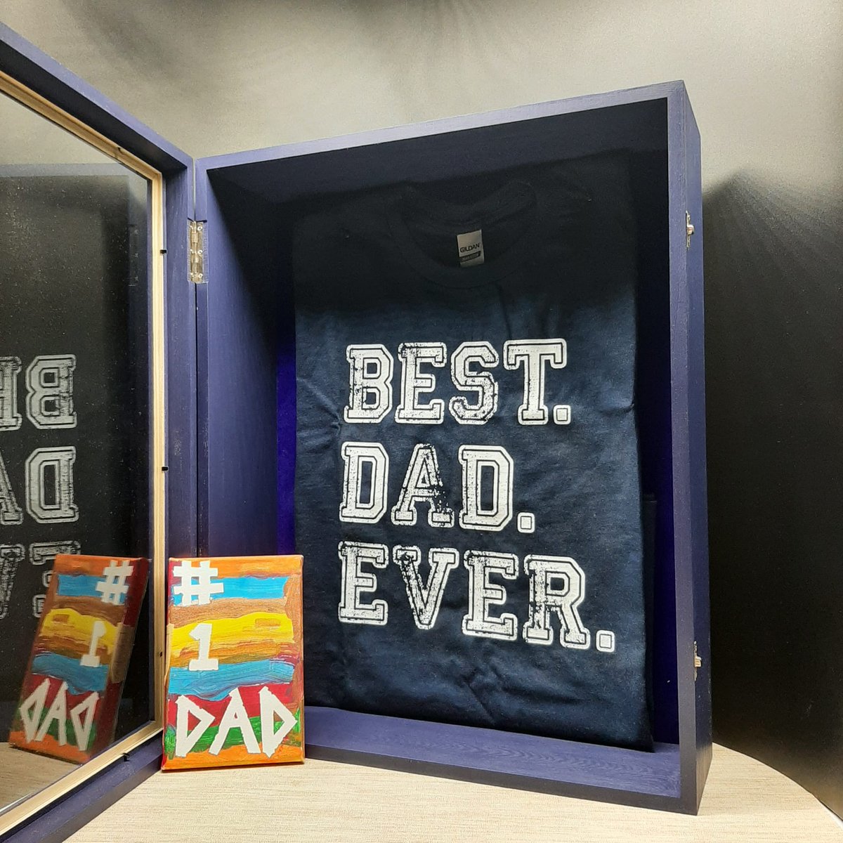 Best Dad Ever: A Deep Shadow Box Tribute

pinkseagulldesign.etsy.com/listing/143907…

#BestDadEver #DadLove #FatherhoodJourney #DadGoals #DeepShadowBox #DadMemories #FatherhoodMoments #DadLife #GiftForDad #HeartfeltTribute #DadAppreciation #ShadowBoxArt