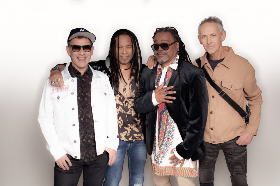 #Agenda - Comemorando 30 anos de carreira, Papas da Língua promete grandes celebrações por várias cidades do Brasil. Em Porto Alegre, o grupo se apresenta no dia 16 de março no Auditório Araújo Vianna. x.gd/pZ84E