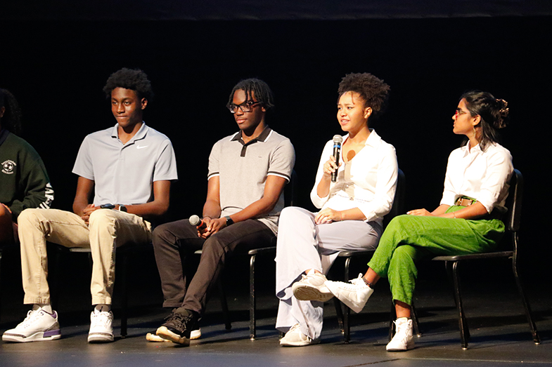 RansomEverglade's tweet photo. Thank you to Jamora Arroyo-Jefferson '24, Kaige Brown '25, Isabel Chong '24, Ron "R.J." Donaldson '25, Tyira Jackson '24 and Anuradha "Anu" Tewari '25 for sharing their experiences at the Student Diversity Leadership Conference in St. Louis in December! #theREway #REproud https://t.co/6rp10fYuPQ