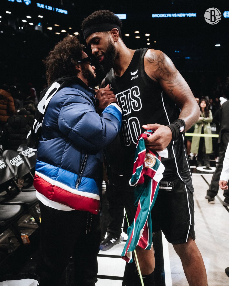 BrooklynNets's tweet photo. .@BucketsONeale00 🤝 @MarceloM12 https://t.co/HdYlJjJoa5