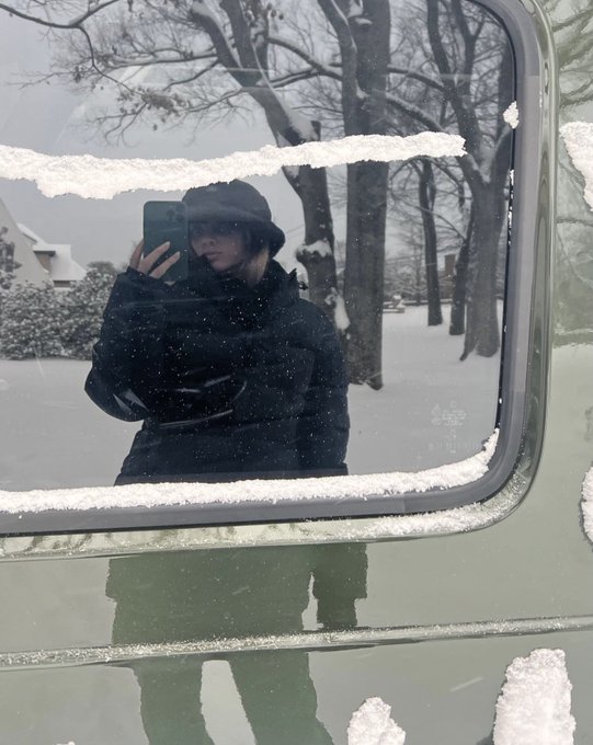 Still getting those steps in 🥾❄️ https://t.co/HGEXzjZi6o