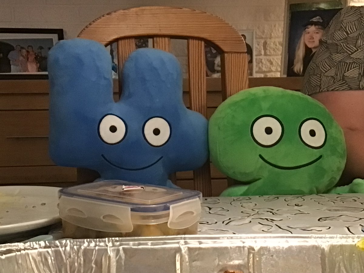 CharaDevil1's tweet photo. After months of waiting I finally got my plushies and it was so worth it:] #bfb #TwoandFour #tpot https://t.co/Jy39dTrnNZ