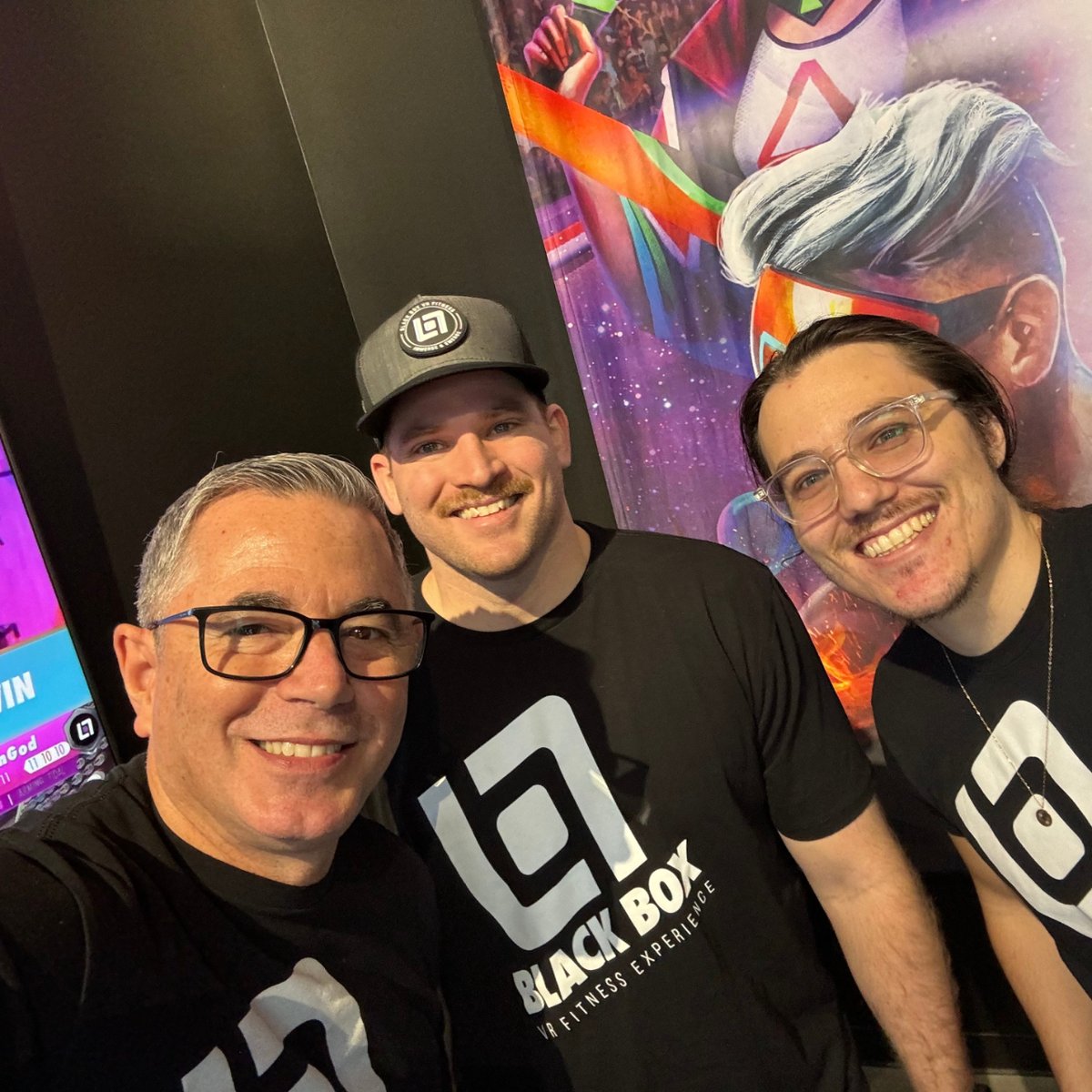 blackbox_vr's tweet photo. Working out is better with teammates! 🏋️ Check out the Teams section to find your BBVR squad or even create your own! WE LEVEL UP! 💪 #blackboxvr #teamwork #welevelup #vrfitness https://t.co/dLlcLmJaSH