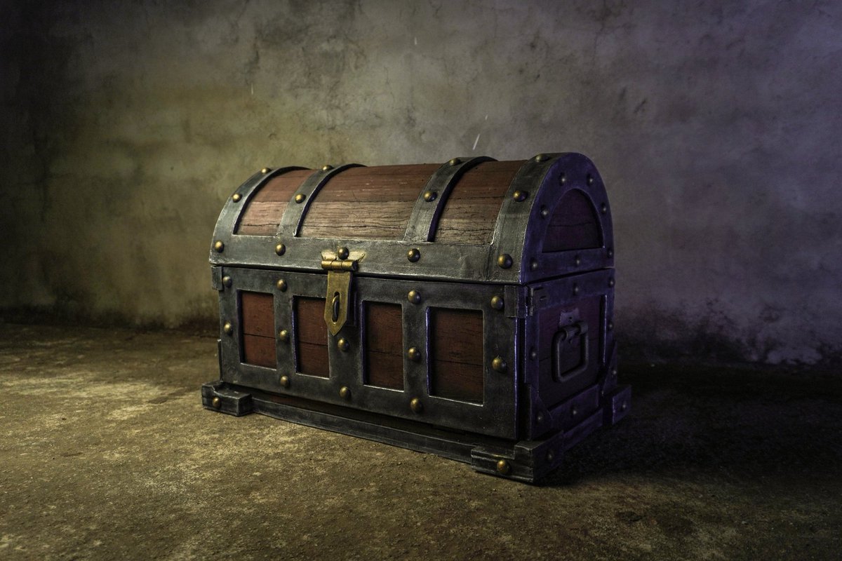 artcreator_Smit's tweet photo. I made a Fantasy Treasure CHEST to store my art supplies
🔸️Full-process video :
https://t.co/OUJPv3pK55

#craft #DIY #movieprops #filmset #treasure #fantasy #mystery #chestbox #treasure #adventure #vintage

Inspiration from @TheNerdforge @JazzaStudios https://t.co/v495PAFvnK