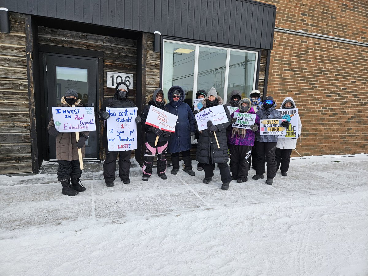 patricia_ives's tweet photo. #standupfored #weareSTF Education in Saskatchewan is a priority and deserves deep levels of commitment. https://t.co/9AlG3MW7qp