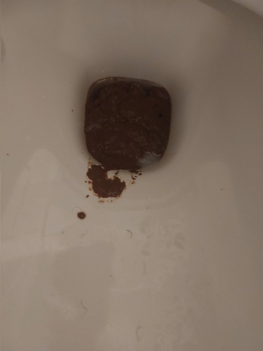 Pooplover04's tweet photo. This is the result #diarrhea #gayscat #shut #shart https://t.co/TjyUeCl4xC
