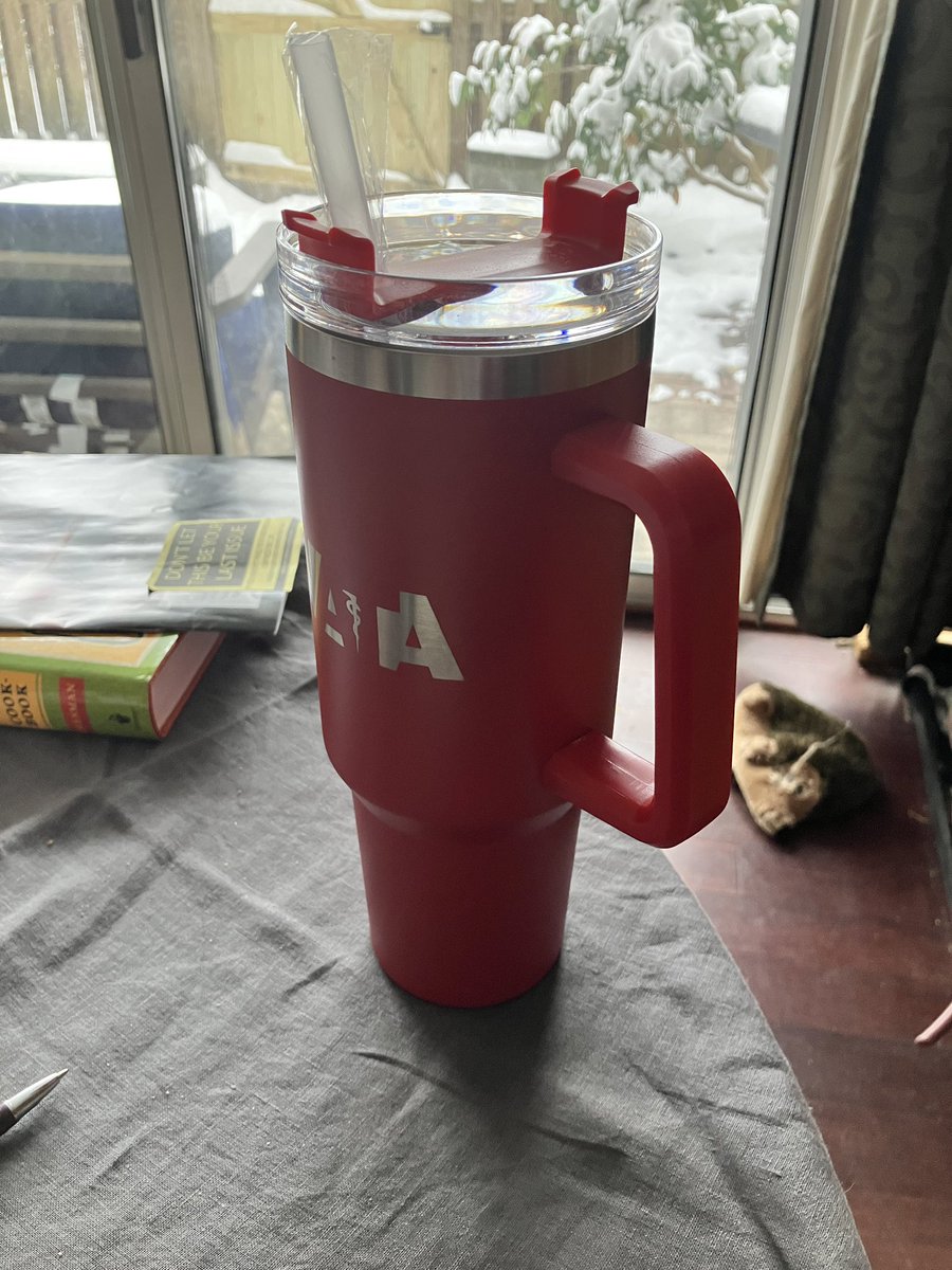 afrancATadvocat's tweet photo. What kind of Stanleys do u work with, #ATweeps? @JulieCavallario 

I’m familiar w/ flat Stanley’s “homework”,

the company w/ ceo who responded effectively to vid gone viral story &amp; I well know reliable quality of his brand, products.

+ 🏒Cup, a monster ⛴️🏆, gets names +travels https://t.co/iRY3l12krk