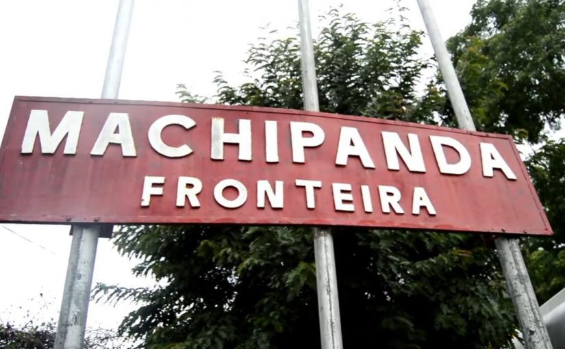 clubOmozambique's tweet photo. #Mozambique: #Zimbabwe border crossing now open 24/7
https://t.co/TEIpIdiWo6
#ForbesBorder #Machipanda #BeiraPort #PortofBeira #SADC #Africa https://t.co/CN6YQ14gVw