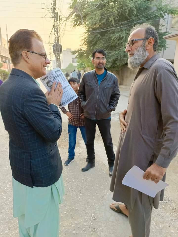 sabakhadim28's tweet photo. Door to Door Election Work in Deeplai Memon Colony and East Qasimabad. 

#AyazLatifPalijo 
#GDA 
#PS60
#voteforstar 
#Qasimabad
@AyazLatifPalijo https://t.co/0YzPQ7qc1w