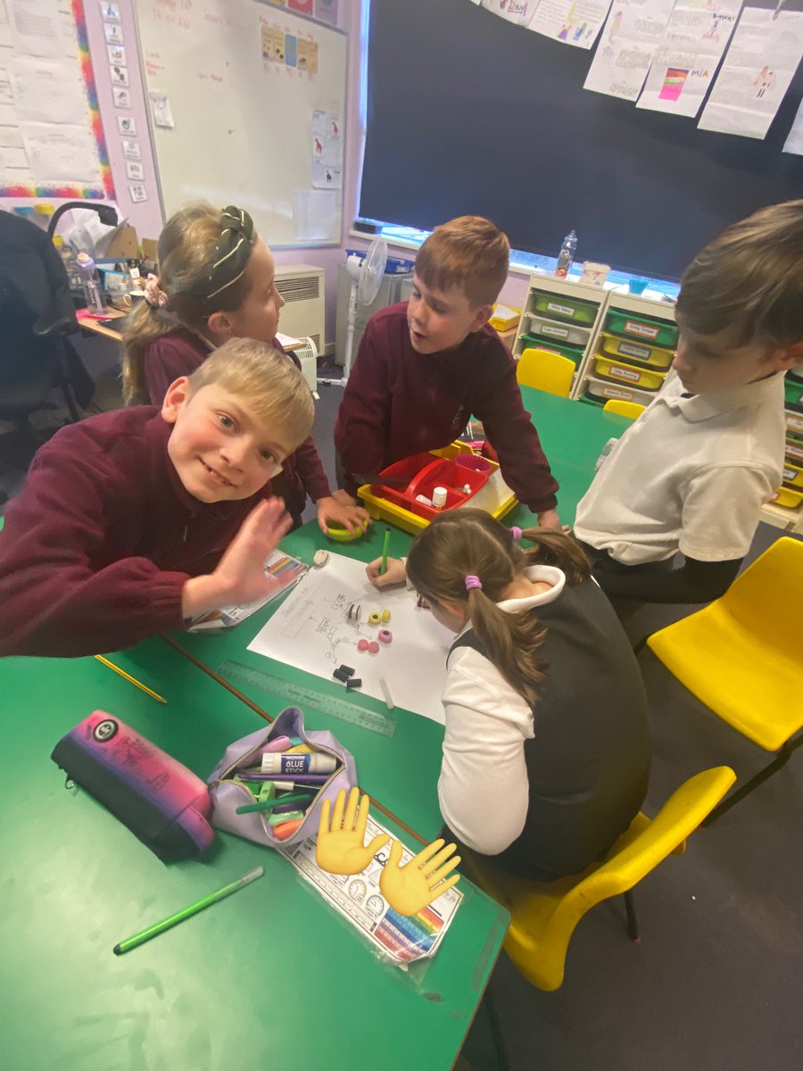 Mrs Batchelor tweet media