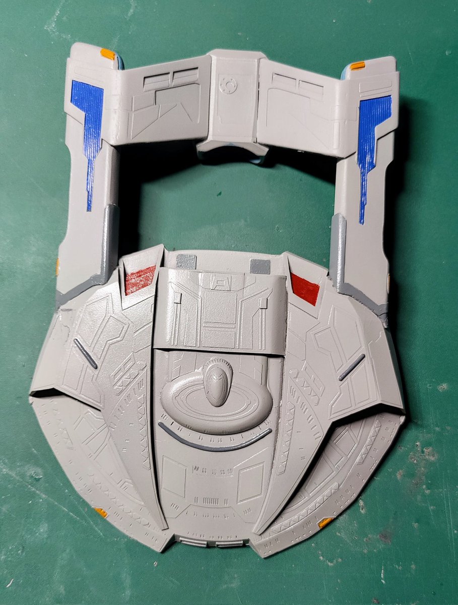 JJModelMaking's tweet photo. Getting on with the getting on. Thunderchild, Appalachia and Titan painted, and now gloss varnished, ready for their full wall paper masking sets.
#StarTrek #Starship #startrekmodel https://t.co/wpLW56LixZ