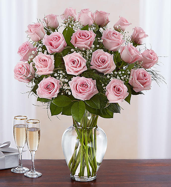SendFlowerGiftz's tweet photo. 🌸 Ready to wow that special someone? Our breathtaking pink long stem roses will sweep them off their feet with 2, 3 or even 4 dozen soft blooms expertly arranged in a stunning glass vase. 🥰 Give the gift of elegance and charm today! #roses #romance

https://t.co/dyfk18pgm5 https://t.co/jCLGOMnhUQ