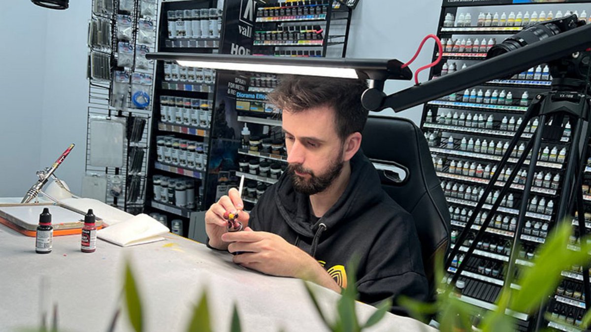 RedgrassGames's tweet image. 🖌️ Proudly partnering with Angel Giraldez, a master in miniature painting! His skill and dedication inspire us. Check out our collaborative journey and see how we elevate art together at [redgrasscreative.com/angel-giraldez/]. #AngelGiraldez #RedgrassCreative 🎨✨