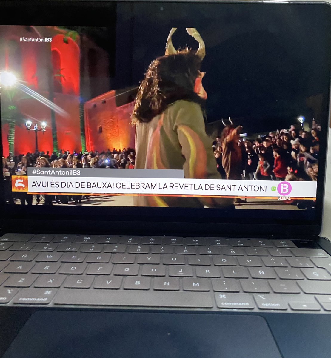 MagdaMoragues's tweet photo. És meu coret és allà ❤️‍🩹 https://t.co/nE3CeaxeG2