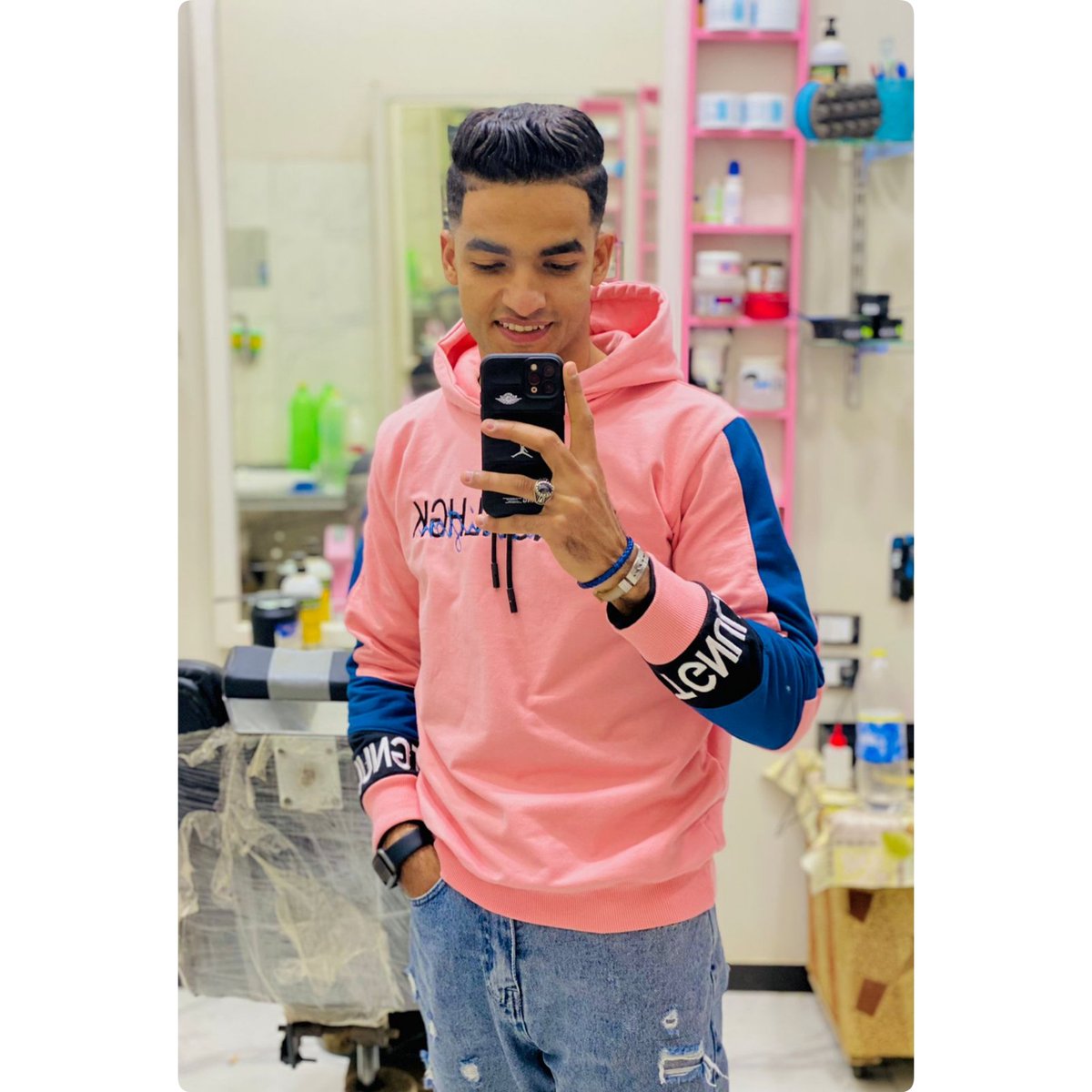 Cap_Bal7a's tweet photo. اللهم لا تجعلنا من الغافلين عن ذكرك 🥰 https://t.co/8ECUQPGbkO