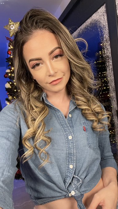 Ride o&rsquo;clock. https://t.co/EcD2gYnqD2