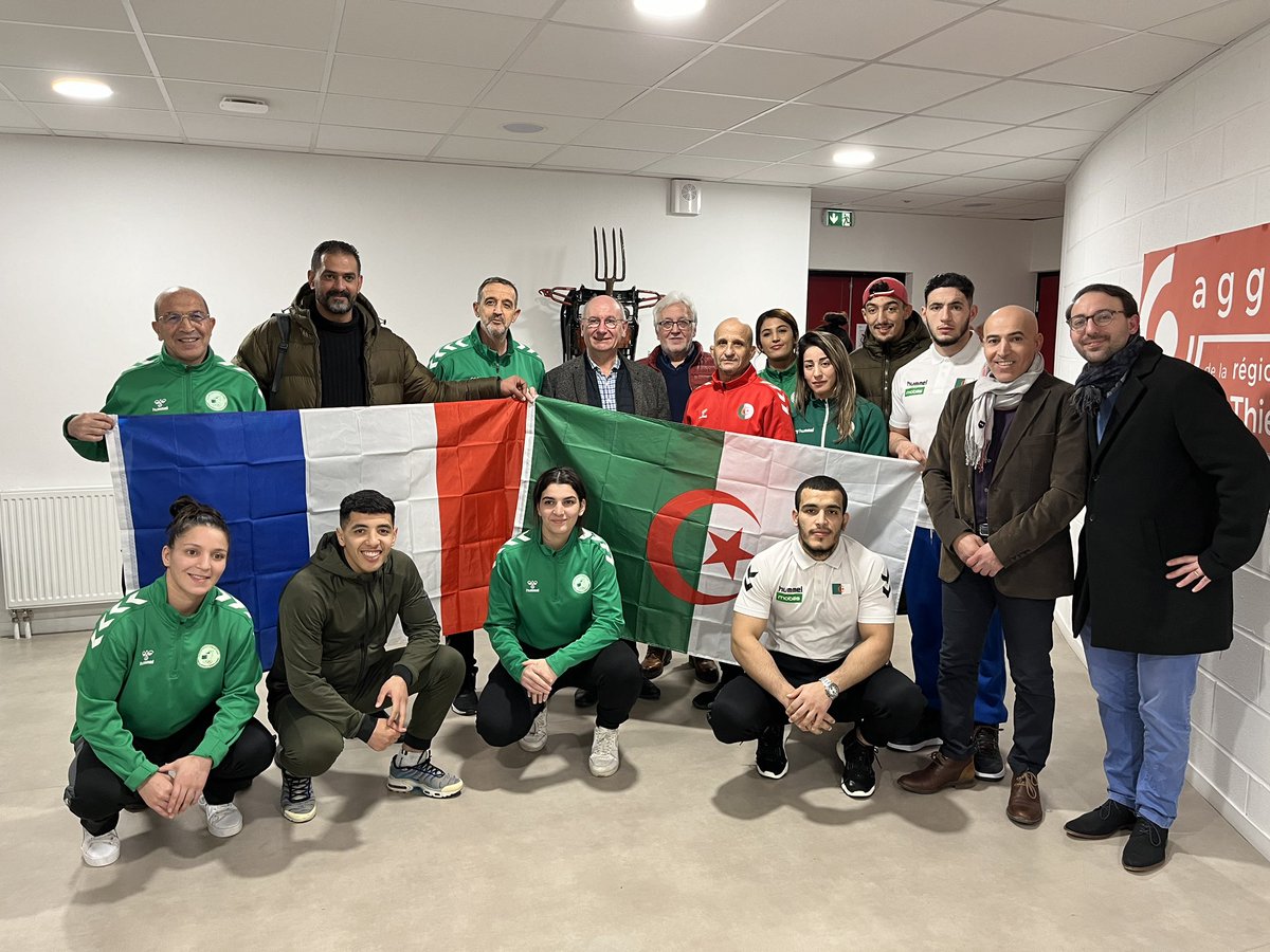 CARCThierry's tweet photo. La @CARCThierry accueille avec fierté l’équipe nationale d’Algérie de #judo pour un programme d’#entrainements et de rencontres : 1er stop à l’#aiguillage avec dégustation de la meilleure galette du département ! Demain 1ers entraînements au #dojo centre de préparation @Paris2024 https://t.co/oNmzj5HqYj