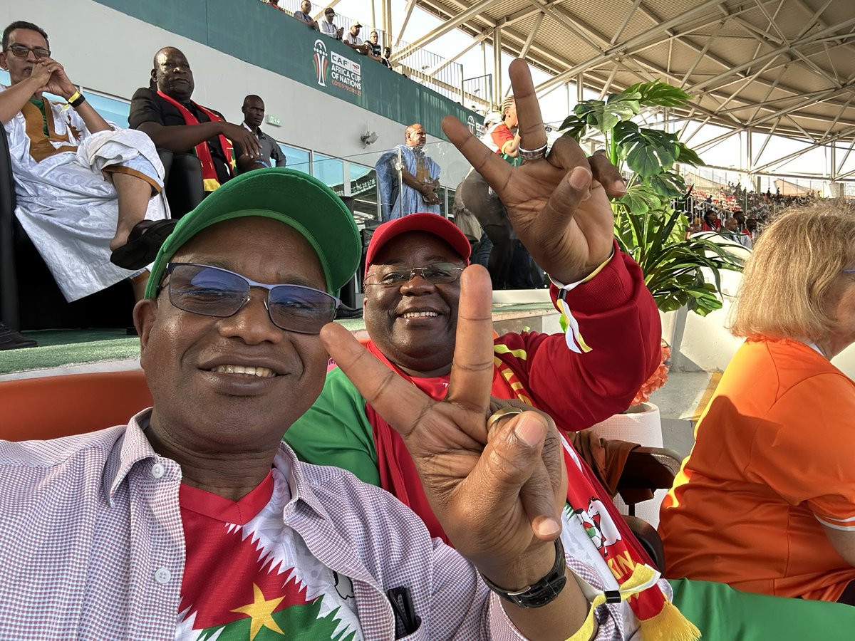 Alpha Barry tweet media