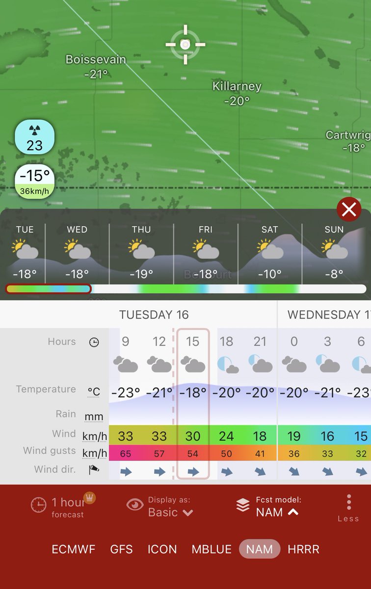 Frenchman212's tweet photo. Gusting to 50 my ass! Take a step outside! More like 70-80 https://t.co/K3P2m7USkc