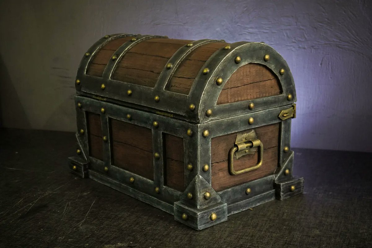 artcreator_Smit's tweet photo. I made a Fantasy Treasure CHEST to store my art supplies

Watch Full-process video:
https://t.co/8WEWV0TxOg

#art #craft #DIY #fantasy #TREASURE #Chestbox #filmset #movieprops #Creative #vintage 
#MYSTERY #adventure https://t.co/P5nVMAMrDi