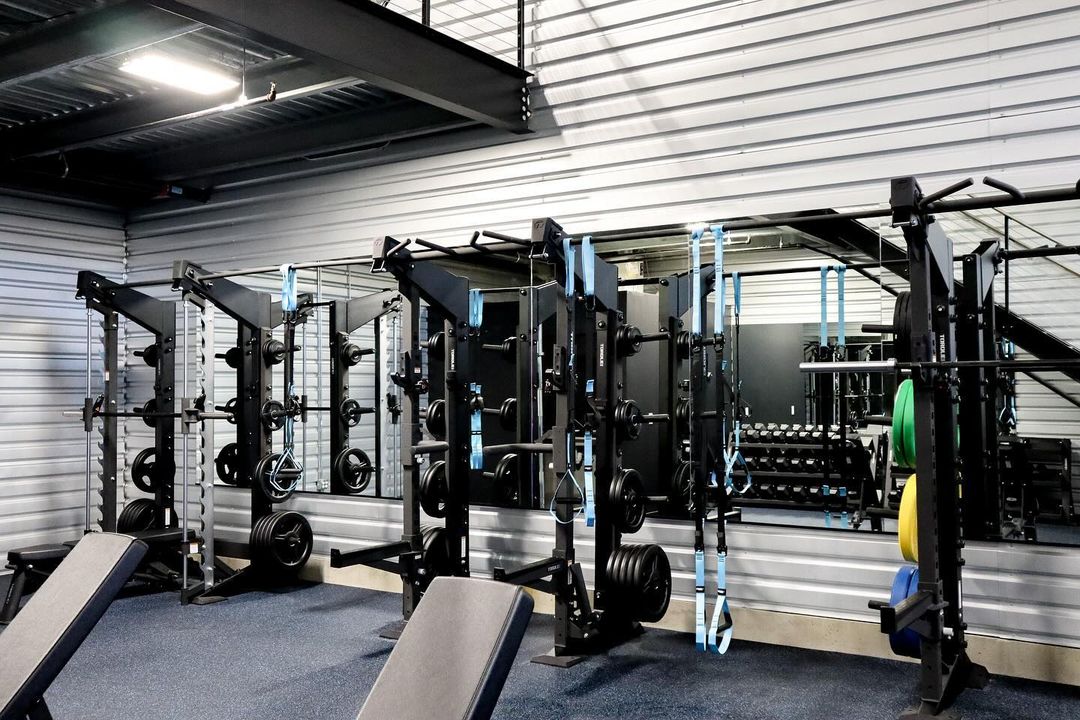 TorqueFitnessHQ's tweet photo. Making Blueprints a Reality😈
Train like a pro at the new state-of-the-art Aesthetix Gym in Castle Rock, Colorado; equipment designed by Torque and personalized workouts developed by personal training experts.
#torquefitness #torquetank #dontquitever #gym #gymequipment https://t.co/9eaUv78tiK