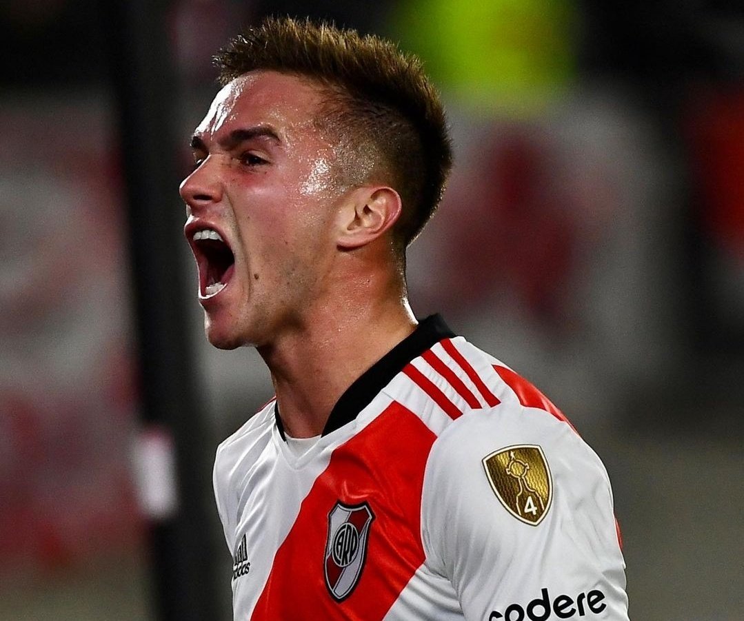 RiverEsCorazon1's tweet photo. 🚨🇺🇸 ÚLTIMA HORA: Inter Miami presentó una oferta formal a River por Agustín Palavecino https://t.co/E97vhJsUxT