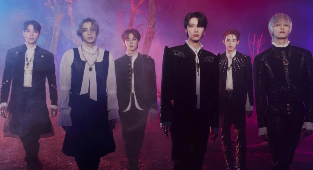 Koreaboo's tweet photo. Happy 5th Anniversary to WayV!💚

5 BLOOMING YEARS WITH WAYV! 
#WayV_5thAnniversary #威神V出道五周年快乐 https://t.co/VrMIc7cB0u