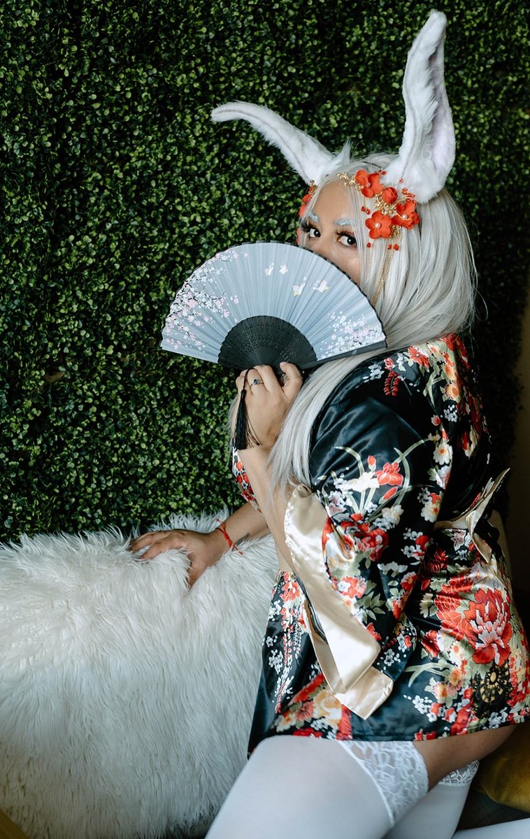 CopythatCosplay's tweet image. Year of the Rabbit is almost over! Who is ready for year of the Dragon?

#lunarnewyear #yearoftherabbit #yearofthecat #yearofthedragon #mirko #mha