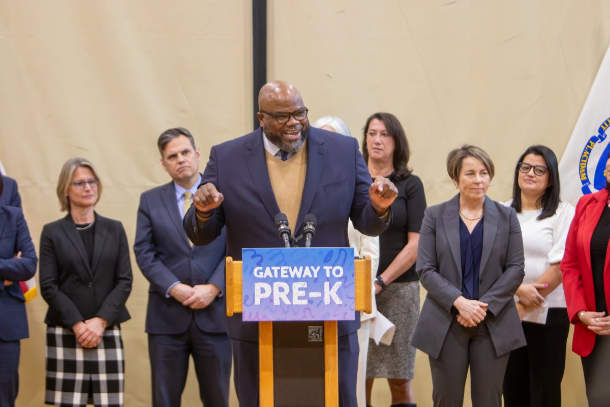 MassEducation's tweet photo. We are making systemic changes for the next generations of MA residents by:
☑️ expanding access to child care financial assistance
☑️ increasing access to preschool in Gateway Cities
☑️ continuing C3 funds 
☑️ approaching early ed with the whole of our state government https://t.co/WQATz55FiO