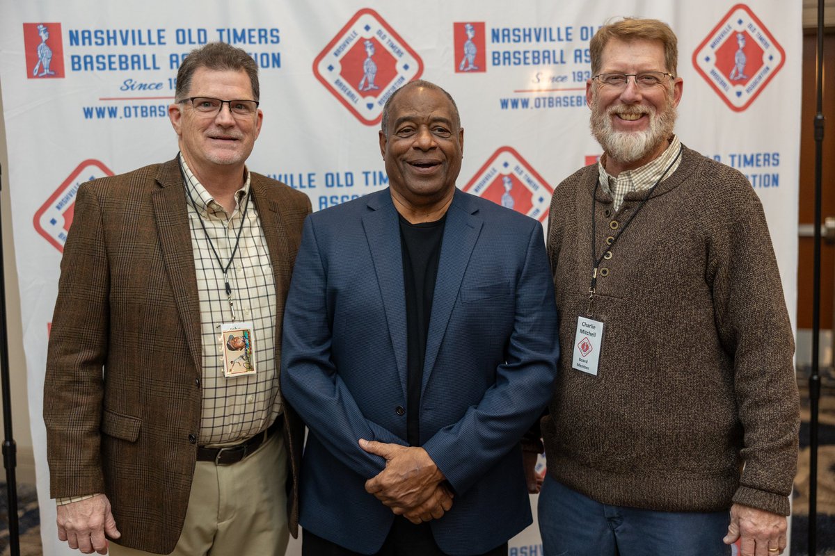 NashvilleOTBA's tweet photo. 1/ We were honored to have Ken Griffey, Sr. w/ us on Sunday night for our 86th Annual Nashville Old Timers Banquet! He was a marvelous featured guest as he shared insight into his career, met each scholarship recipient, took pictures &amp; signed autographs afterwards. More photos ⤵️ https://t.co/6ijarYflMG