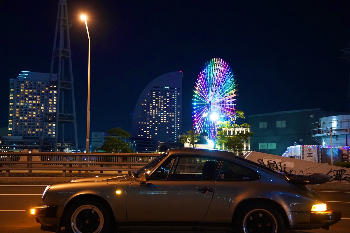 Vr6Caravelle's tweet photo. 世界一大きい時計
#ポルシェ #ポルシェ911 #930カレラ #みなとみらい #コスモクロック21 #Porsche #porsche911 #930carrera #mm21 #cosmoclock21 https://t.co/NB8hFyVE9X