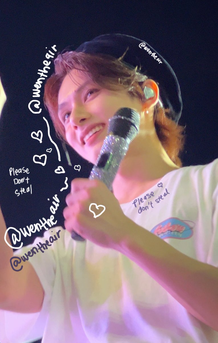 wentheair's tweet photo. if life is a movie... oh you're the best part 🩷🩵

(I came back to my first svt bias since my bias and bias wrecker weren't present. AND SHET JUNHUI'S BEAUTY WAS SO UNREAL. I HAD TO LOOK AT HIM WHEN HE WENT SO CLOSE 😭 I WASN'T EVEN ABLE TO MONITOR MY PHONE SCREEN 😭💙) https://t.co/Gf5XU9REhL
