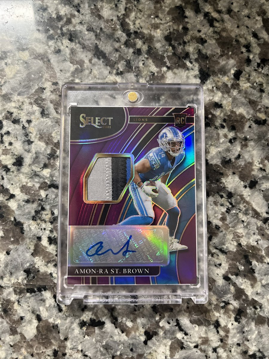 gsig28's tweet photo. @CardPurchaser Stroud $400
Amon-Ra $160 https://t.co/jY7H53QCC8