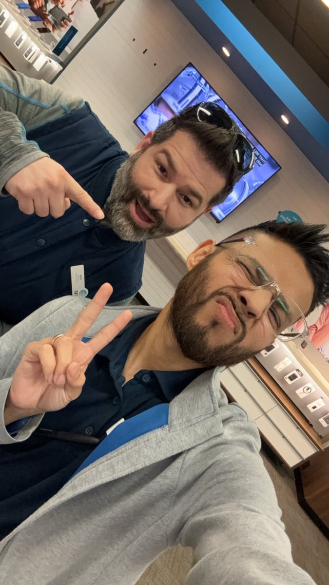 damian39w's tweet photo. Connecting another business customer to our strong @ATT network not only their voice service but as well as @DIRECTV via internet for their personal entertainment. โฆ. One step closer to early business expert status #ATT #GLM #teamfusion #earlygoals https://t.co/9AVtIFiRLe