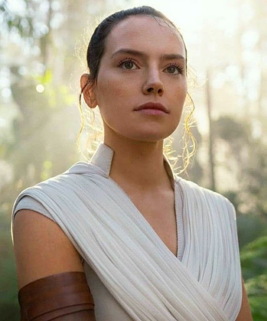XWingRadio's tweet photo. Rey Skywalker 2026 Star Wars film. That’s it. That’s the tweet. 🔥 https://t.co/iIChYEZztG