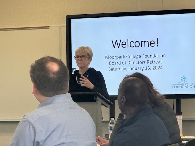 MCGiveBack's tweet photo. We’re always planning for @MoorparkCollege. Thank you @MktgMustang's President Dianne McKay for sharing your expertise during this weekend’s Foundation Board Retreat! #MoorparkCollege #MoorparkCollegeFoundation https://t.co/aC5YMdeMnO