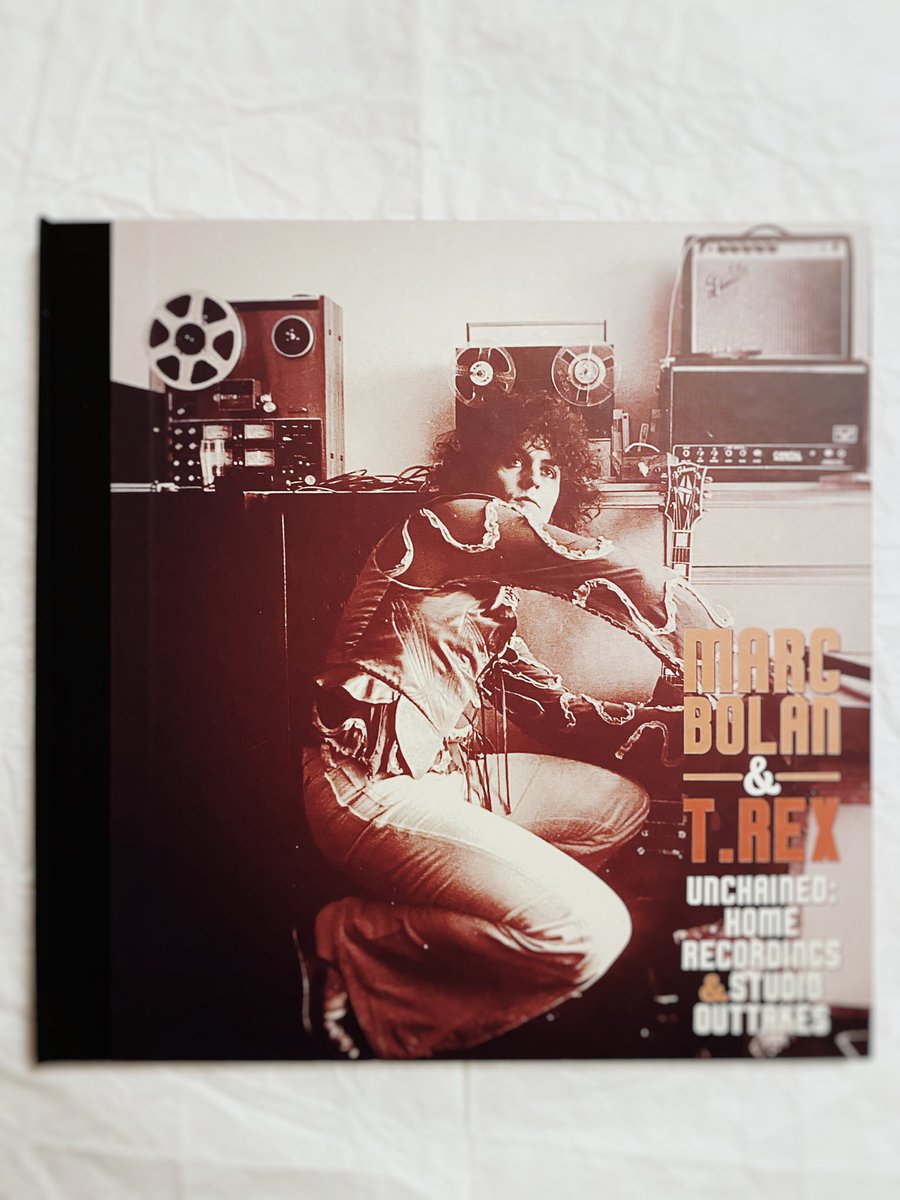 BoppingElf77's tweet photo. JUST GOT THIS BABY! 💜✨
#MarcBolan #TRex #Demos #Outtakes #Music #DeluxeBox #70s https://t.co/ZAIAHpDcac