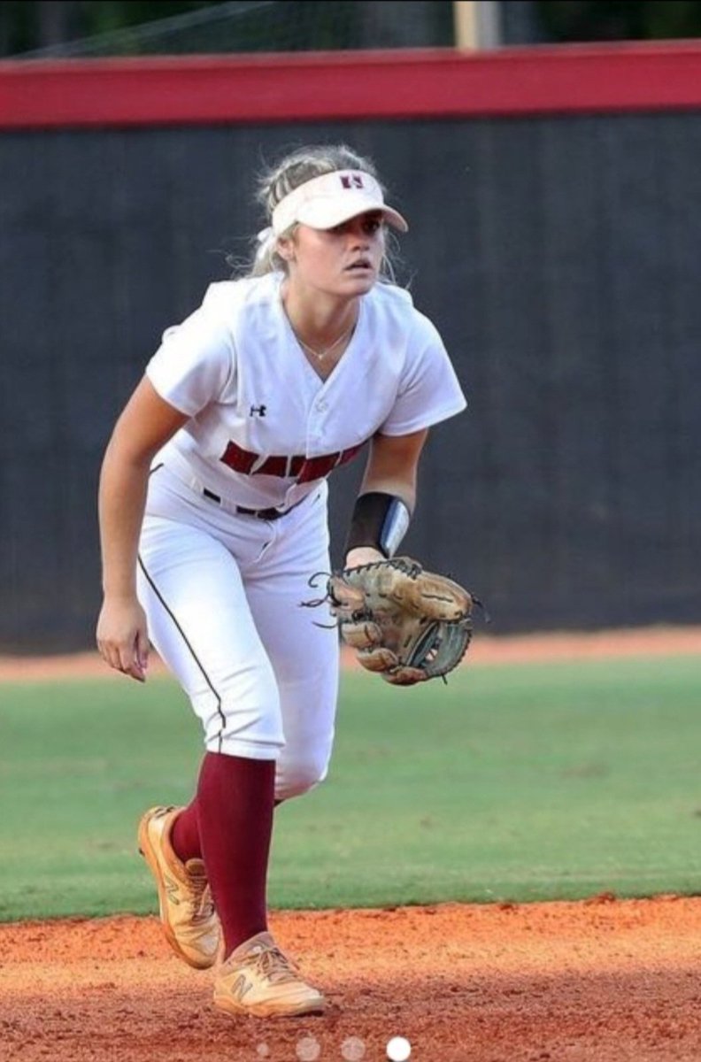 hollytytier's tweet photo. Payton is so excited to get to play softball on America's Team for 8 days in Spain in July. She is trying to fundraise to help with costs. Please click the link below to donate. Any amount helps!
https://t.co/V5xeAUdxk9 
Thank you! https://t.co/cY2pTqxLgn