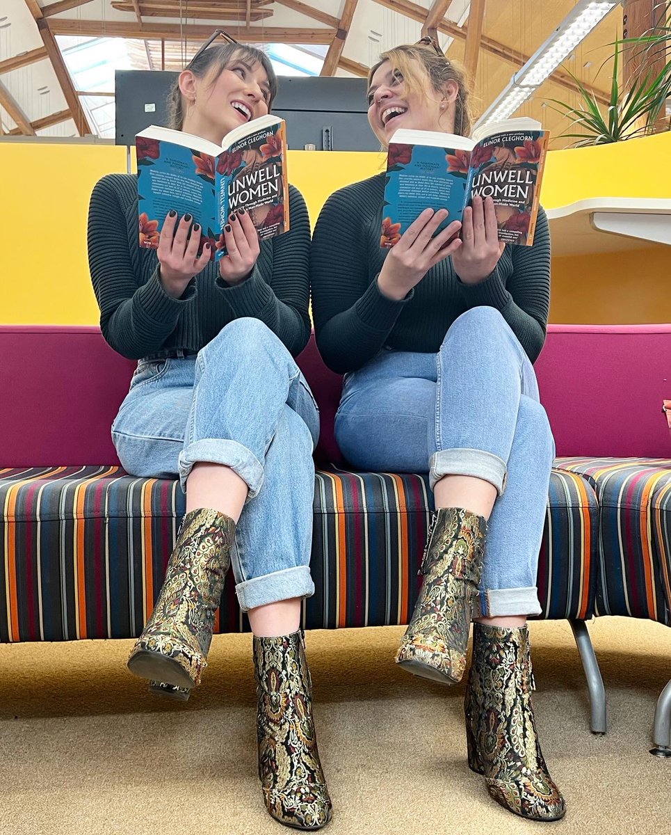 _Laboleyn's tweet image. Same person, different fonts