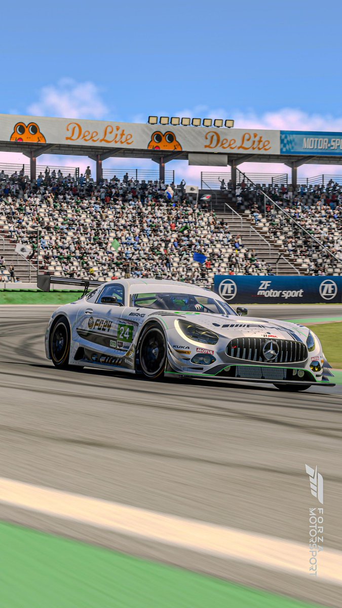 EarniPaints's tweet image. I wanted a new lockscreen wallpaper so @NWR_Bradders made these pictures for me. Forgot to post them here.
Cheers pal 👍

📷 - @NWR_Bradders
🎨 - Me

#Forza
#ForzaShare
#ForzaMotorsport
#Mercedes