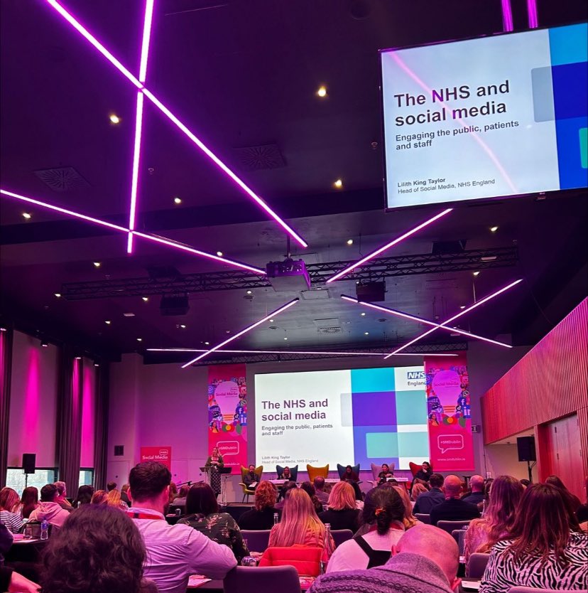 KingLilith's tweet photo. I had a great time today at #SMDublin talking about how we use social media at @NHSEngland to engage with the public, patients and staff - and a fab chance to show off the work of my brilliant team! https://t.co/UtVWxu3kpQ